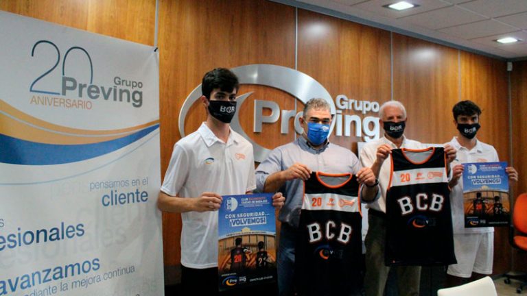 El equipo de baloncesto pacense Grupo Preving BCB presenta su nueva equipación