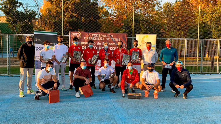 Cabezarrubia se proclama campeón de Extremadura absoluto de tenis por equipos