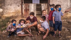 Varios niños extremeños forma parte del calendario solidario de la asociación NUPA