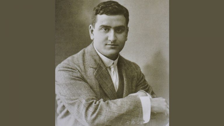 Roberto Domingo, la magia del gouache. Grada 151. José María Sotomayor