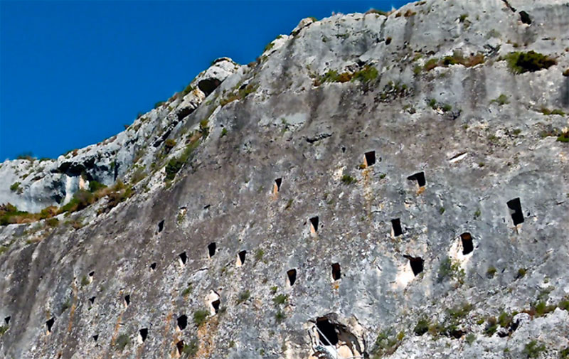 Cuevas de los Moros. Foto: Cedida