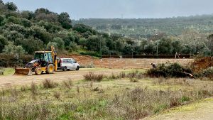 Comienzan en Cáceres las obras para construir las pistas polideportivas de Montesol