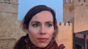 Carmen Carrizosa publica su primer poemario, 'Sentires'
