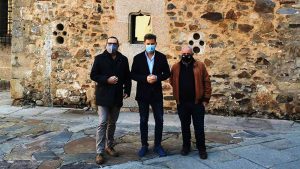El Ayuntamiento de Cáceres y Adismonta colaborarán en materia turística