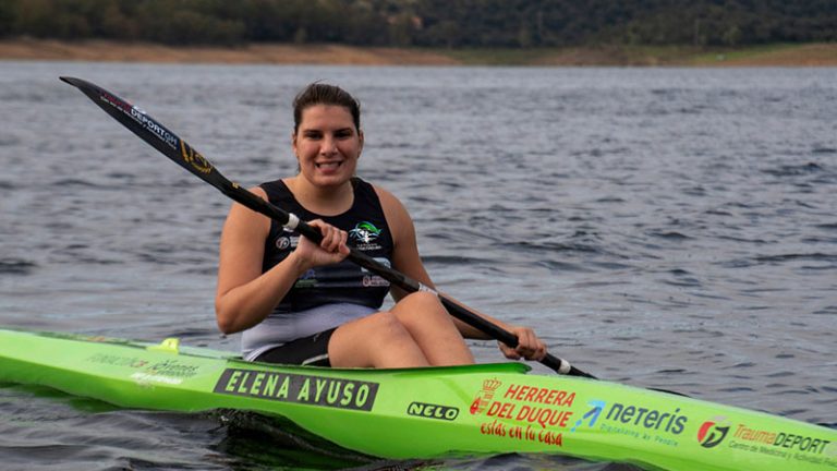 Elena Ayuso retoma la competición con el Club Piragüismo Extremadura