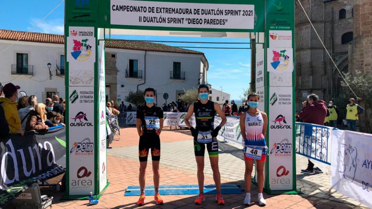 Fernando Alarza y Sonia Bejarano ganan el II Duatlón Sprint Diego Paredes