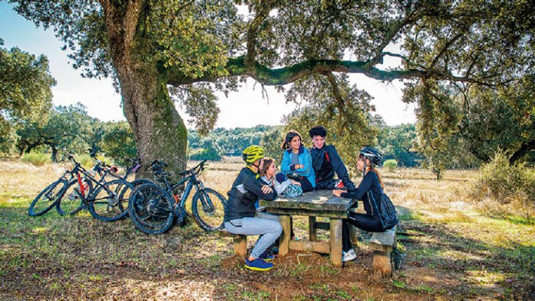 La Diputación de Badajoz participará en la Red Transfronteriza de Ciclosenderos