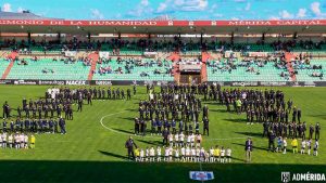 El Mérida presenta su cantera en el Estadio Romano José Fouto