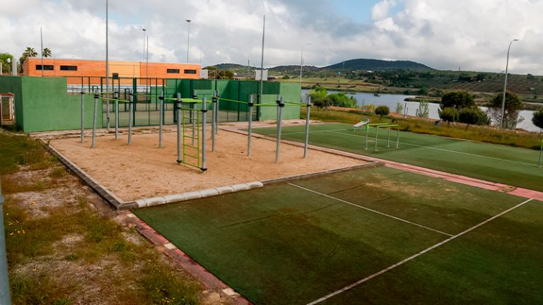 El Club de Petanca Mérida gestionará las instalaciones deportivas de El Prado