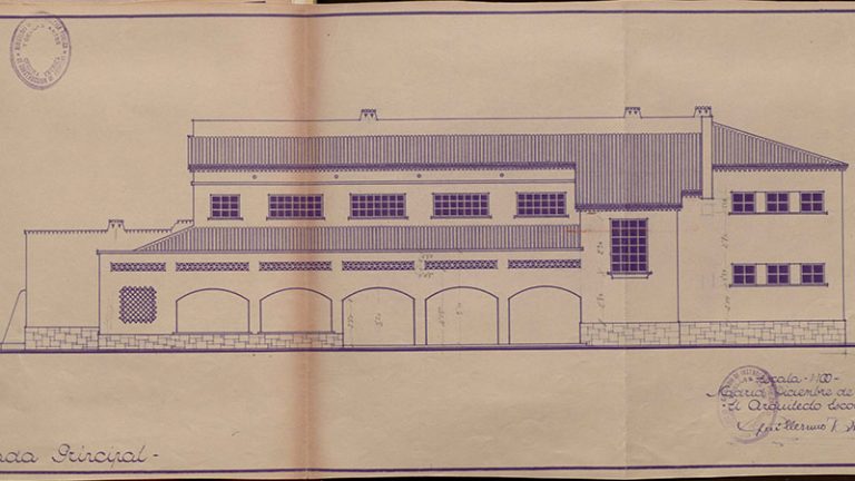 La Diputación de Cáceres digitaliza el archivo municipal de Hoyos