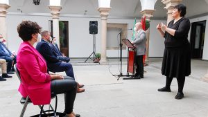 Fexas se encargará del servicio de intérprete de lengua de signos en el Ayuntamiento de Mérida