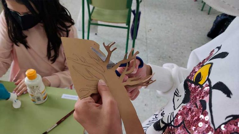 Alumnos del colegio San Roque de Almendralejo representan 'La Odisea' con Playmobil