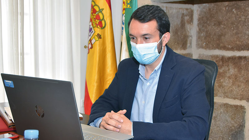 Comparecencia de Francisco Buenavista en la Asamblea de Extremadura. Grada 157. Fempex