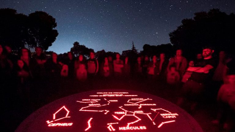 La Diputación de Badajoz organiza dos talleres de astroturismo en Don Benito y Monesterio