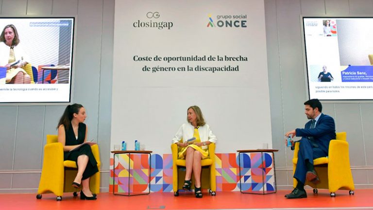 La ONCE presenta un informe sobre la situación laboral de las mujeres con discapacidad