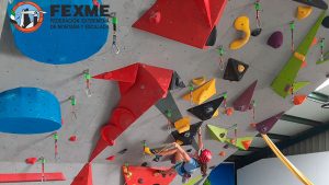 Marco Sánchez y Paula Traverso se proclaman campeones de Extremadura de escalada