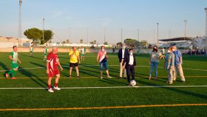 Fuente de Cantos estrena su campo de fútbol de césped artificial Juan Iglesias 'Juanito'