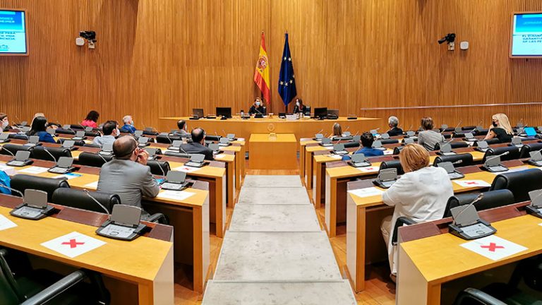 La Confederación Española de Alzheimer celebra una jornada en el Congreso de los Diputados