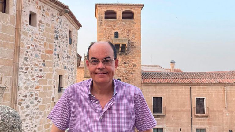 José Antonio Ramos publica un libro sobre el convento de San Francisco de Trujillo