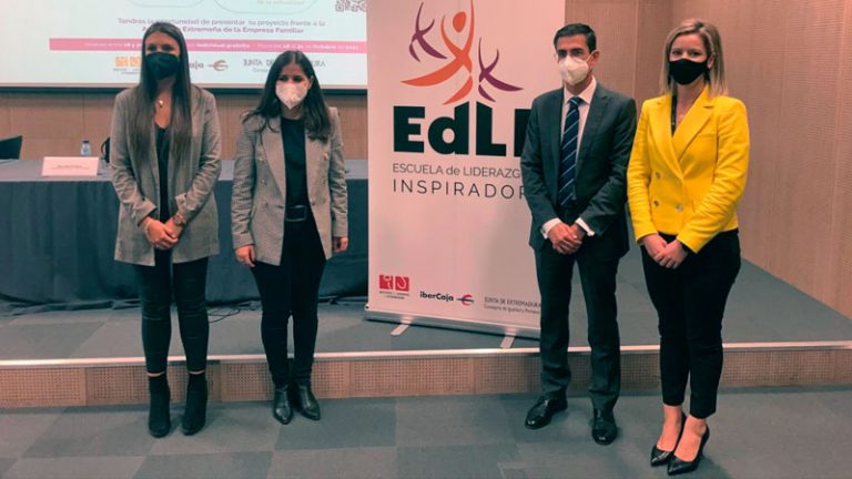 El Instituto de la Juventud de Extremadura promueve la 'Escuela de liderazgo inspirador'