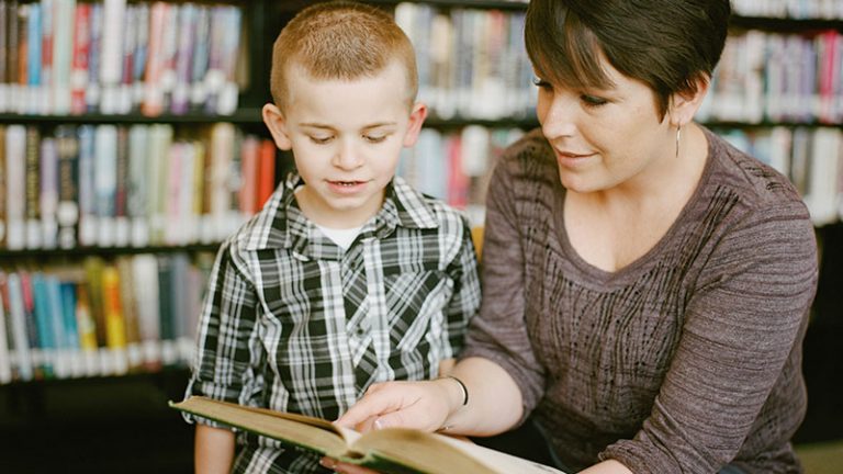 La importancia de implicarse en la educación de los hijos. Grada 160. Isabel Borrego