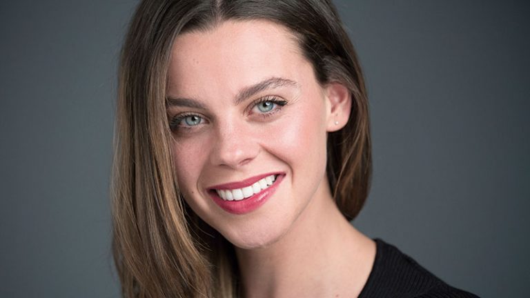 Clara Alvarado. Actriz con alma de enfermera. Grada 161. Perfil