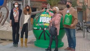 Ecovidrio, la Fundación José Manuel Calderón y el Ayuntamiento de Villanueva de la Serena promueven el reciclaje
