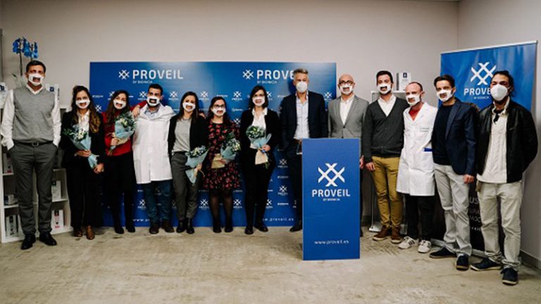 Bioinicia y CSIC desarrollan la primera mascarilla higiénica transparente con filtro viricida