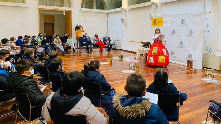 La Delegación del Gobierno en Extremadura celebra con los escolares el Día de la Constitución