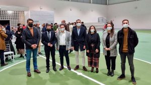 El presidente de la Diputación de Badajoz inaugura el polideportivo de Barbaño