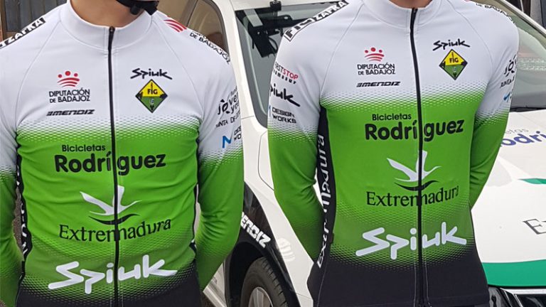Spiuk renueva su colaboración con el Bicicletas Rodríguez Extremadura