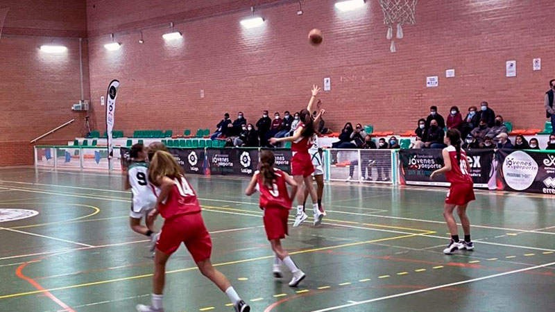 Las selecciones cadete e infantil de la Comunidad de Madrid ganan el torneo 'Baloncesto y Mujer'