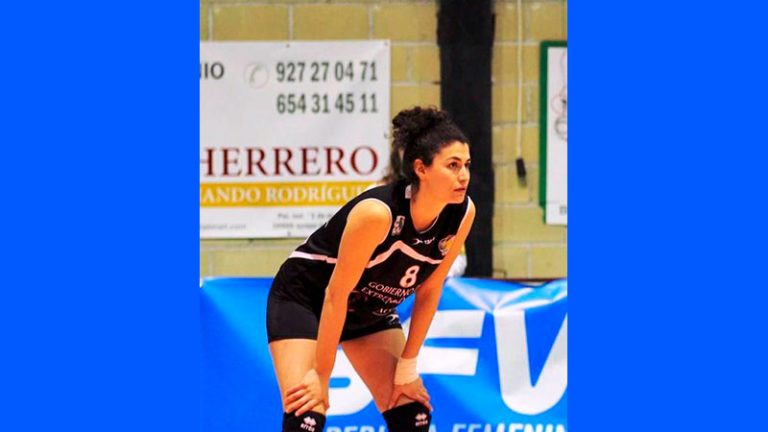 El Extremadura Arroyo designa como madrina en 2022 a su exjugadora Gala Clemente