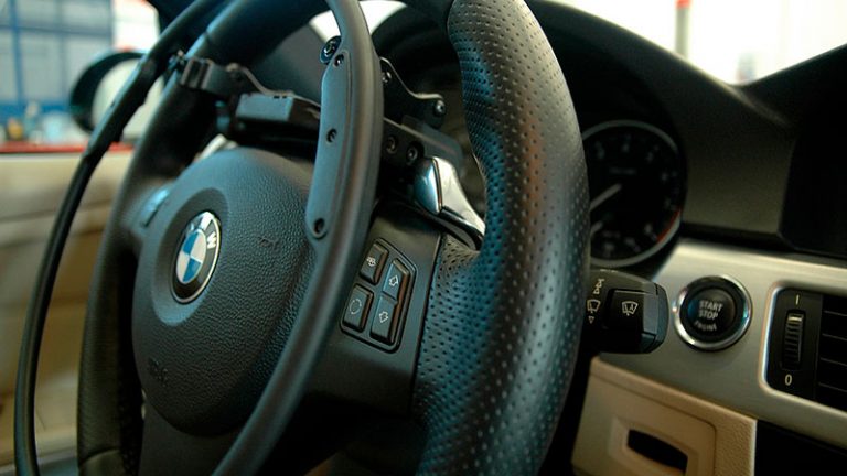 El Cermi pide que las aseguradoras cuenten con vehículos de sustitución adaptados