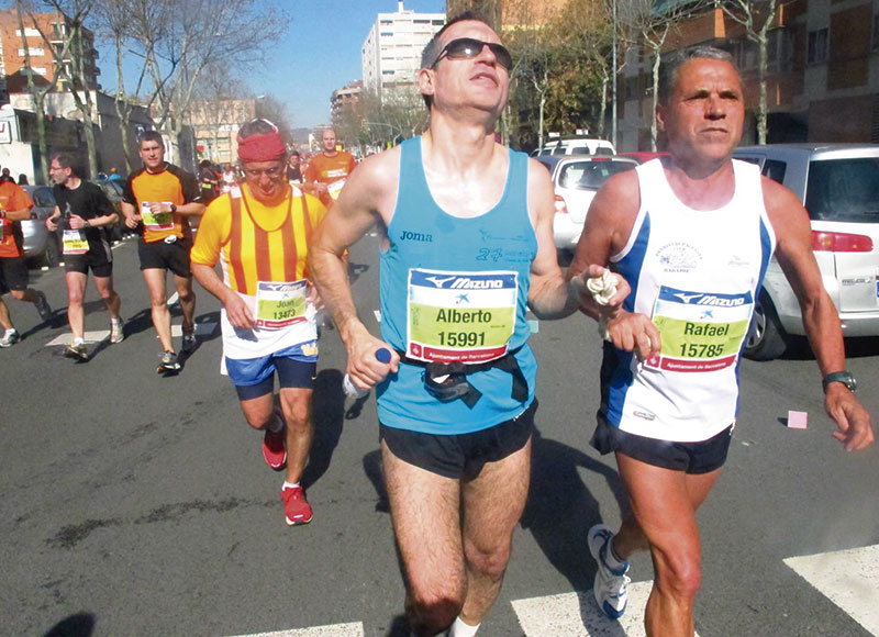 Maratón de Barcelona, haciendo de guía de Alberto, corredor ciego. Foto: Juan Carlos Vidarte