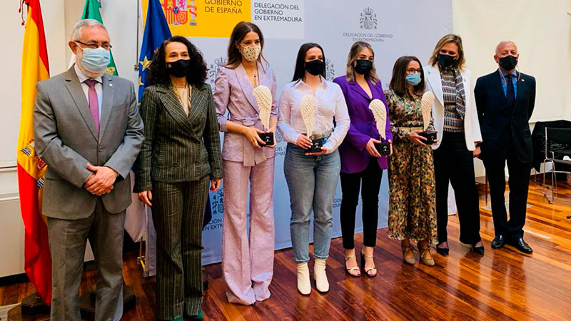 La Delegación del Gobierno en Extremadura entrega los Premios 'Mujeres que rompen'