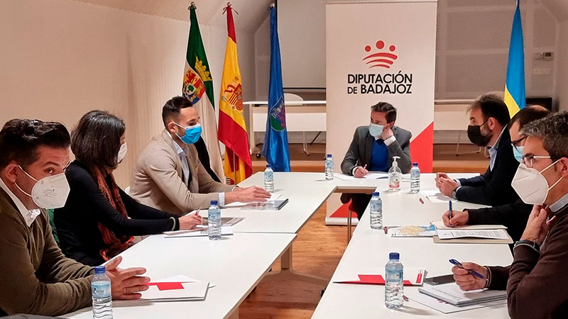 La Diputación de Badajoz entregará 300.000 euros a Cruz Roja, Medicos del Mundo y Farmamundi para Ucrania