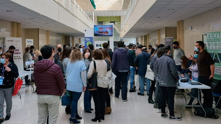 40 empresas innovadoras y tecnológicas participan en ‘Extremadura Tech Talent’. Grada 165. Fundecyt-Pctex