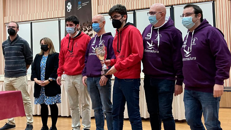 Concluye el Campeonato de Extremadura de ajedrez por equipos con el Club Magic como campeón