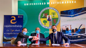Cajalmendralejo se adhiere a la Alianza ‘Extremadura es Futuro’ de la UEx