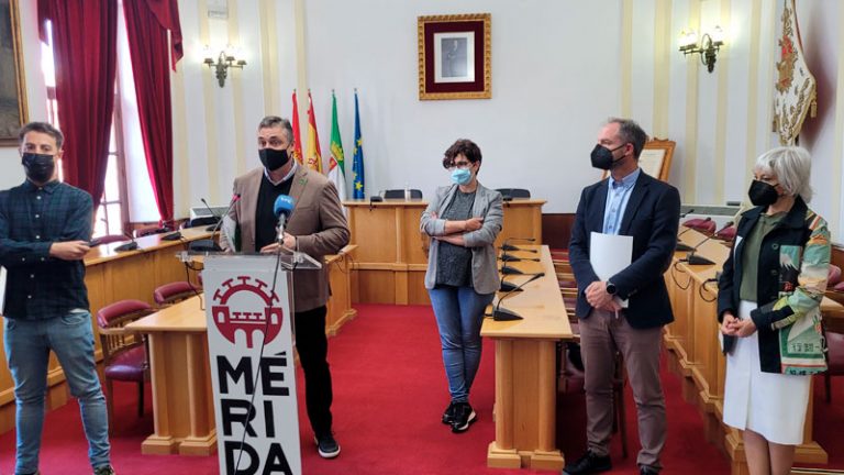 Mérida opta por la implantación de una guía de accesibilidad cognitiva para el sector educativo