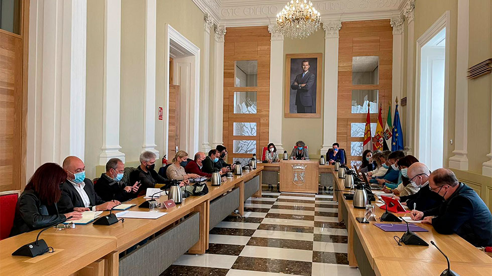 El Instituto Municipal de Asuntos Sociales de Cáceres concede ayudas de 371.923 euros