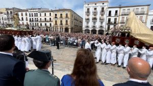 El alcalde Luis Salaya califica de ‘histórica’ la Semana Santa 2022 de Cáceres