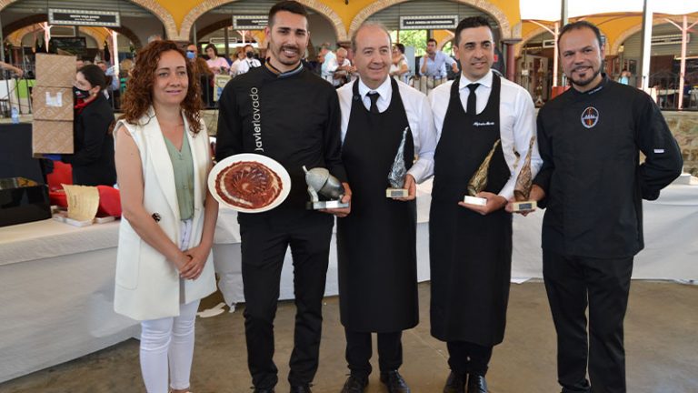 Alejandro Martín gana el XIV Concurso nacional de Cortadores en Jerez de los Caballeros