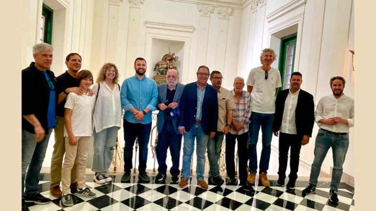 El alcalde de Cáceres propone para la Medalla de la ciudad al Cáceres Club Baloncesto