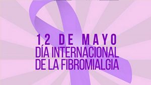 AfibroMérida pondrá en marcha el próximo 12 de mayo, Día Mundial de la Fibromialgia, un rastrillo solidario, en la Plaza de España de la capital extremeña, para recaudar fondos que ayuden a la sostenibilidad de la asociación y mejorar las respuestas que desde esta entidad se proporciona al colectivo de afectados. La asociación de fibromialgia, fatiga crónica, sensibilidad química múltiple de Mérida, se suma a la celebración el próximo jueves, 12 de mayo, al Día Mundial de la Fibromialgia. Una jornada en la que se llevarán a cabo distintas actividades en el centro de la capital extremeña, como la instalación de mesas informativas y la puesta en marcha de un mercadillo solidario, con el que la asociación pretende recaudar fondos que posibiliten la continuidad de los servicios y terapias que la asociación proporciona a los pacientes que sufren esta patología en la ciudad. Una efeméride en la que colectivos como AfibroMérida también reclamarán más apoyo de las administraciones a la investigación de la enfermedad. Las actividades se desarrollarán desde las 10 de la mañana en la Plaza de España de la ciudad.