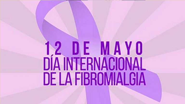 AfibroMérida pondrá en marcha el próximo 12 de mayo, Día Mundial de la Fibromialgia, un rastrillo solidario, en la Plaza de España de la capital extremeña, para recaudar fondos que ayuden a la sostenibilidad de la asociación y mejorar las respuestas que desde esta entidad se proporciona al colectivo de afectados. La asociación de fibromialgia, fatiga crónica, sensibilidad química múltiple de Mérida, se suma a la celebración el próximo jueves, 12 de mayo, al Día Mundial de la Fibromialgia. Una jornada en la que se llevarán a cabo distintas actividades en el centro de la capital extremeña, como la instalación de mesas informativas y la puesta en marcha de un mercadillo solidario, con el que la asociación pretende recaudar fondos que posibiliten la continuidad de los servicios y terapias que la asociación proporciona a los pacientes que sufren esta patología en la ciudad. Una efeméride en la que colectivos como AfibroMérida también reclamarán más apoyo de las administraciones a la investigación de la enfermedad. Las actividades se desarrollarán desde las 10 de la mañana en la Plaza de España de la ciudad.