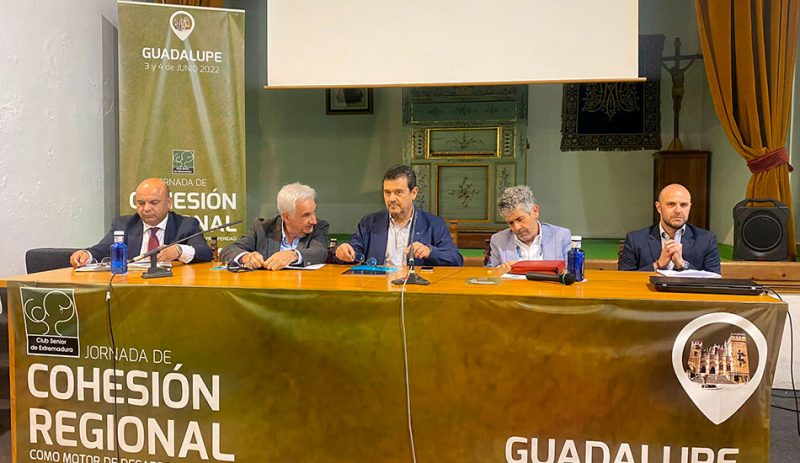 Las primeras jornadas sobre cohesión regional del Club Senior finalizan con la aprobación del Manifiesto de Guadalupe