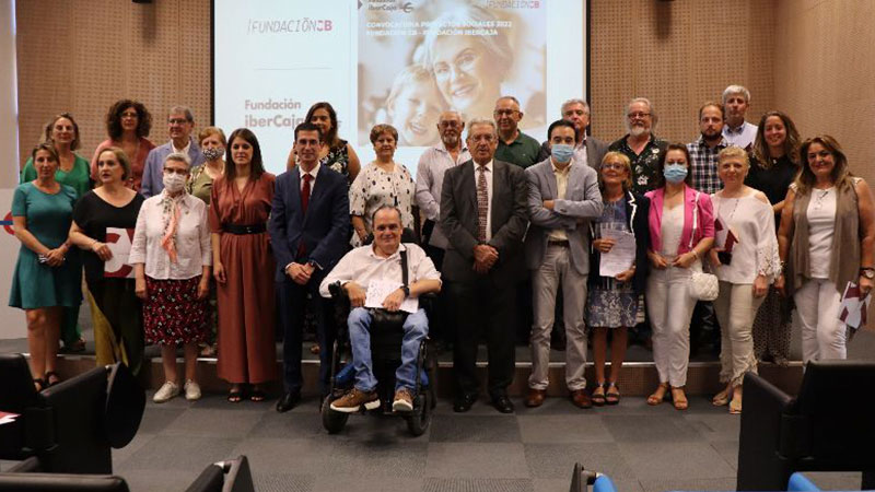 Fundación Ibercaja y Fundación CB colaboran con los proyectos sociales de 25 asociaciones en Extremadura