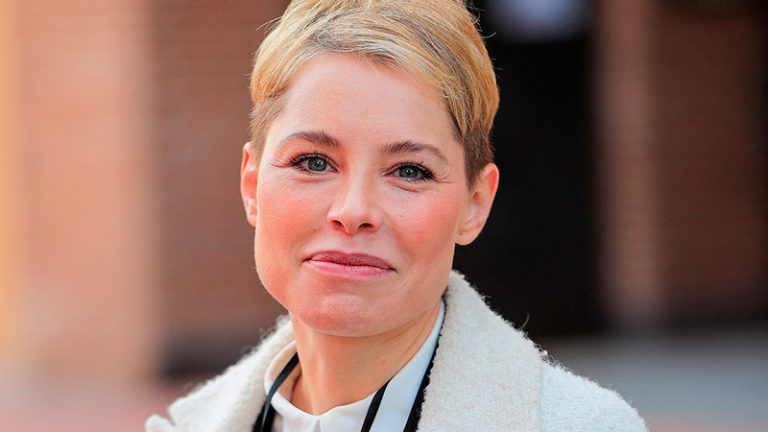 Soraya donará su caché a empresas afectadas por los incendios